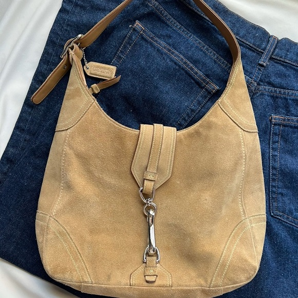 Coach Hamptons Hobo Bag 👜 - Picture 3 of 7